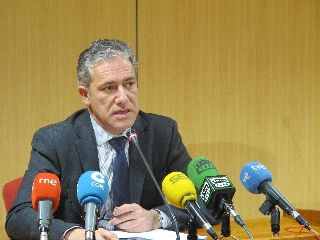 El decano de Valencia, Pedro Viguer, durante un momento de la presentación